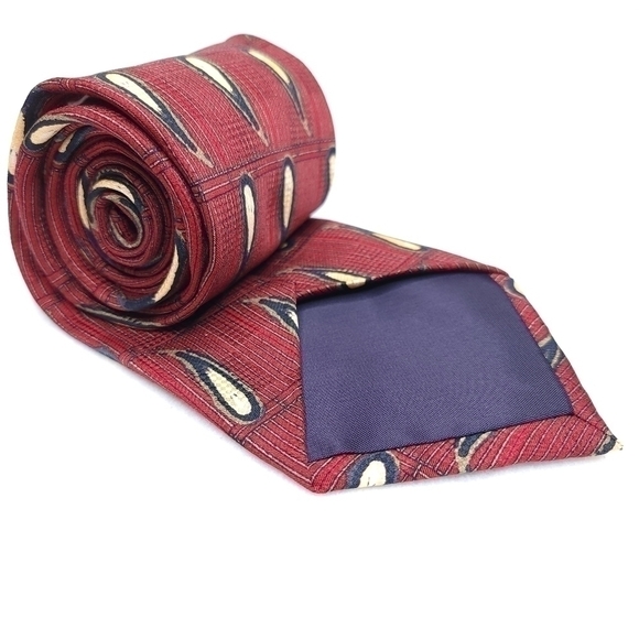 Muse's silk vintage men's red tie with classy abstract teardrop pattern - Picture 13 of 15